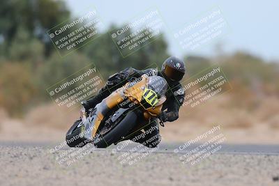 media/Jan-20-2024-CVMA (Sat) [[ddb8bc1f3d]]/Race 10 Amateur Supersport Middleweight/